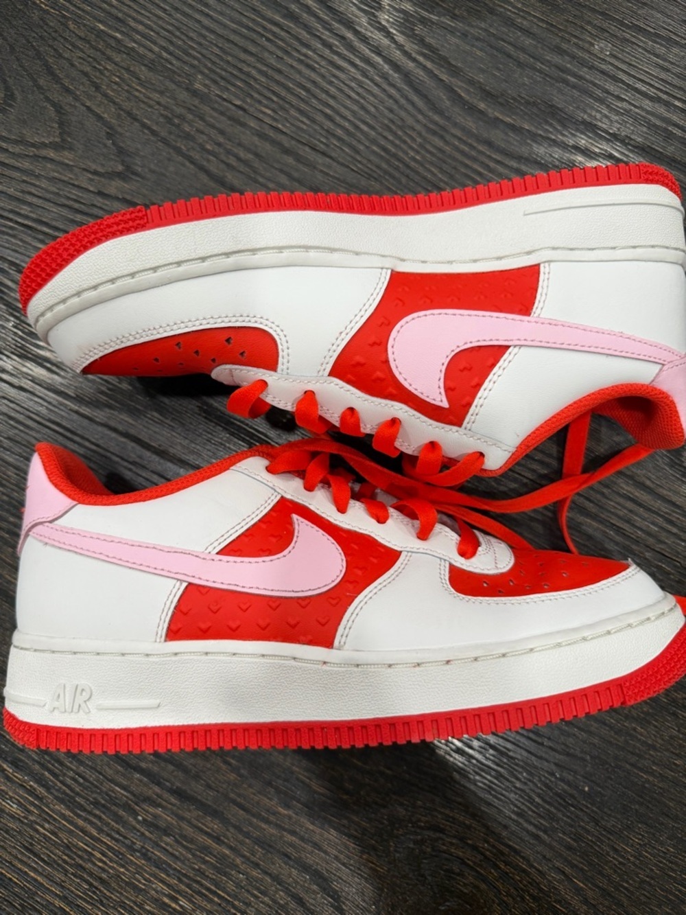 Nike Air Force 1 Low Valentine's Day GS 6.5Y used - Picture 1 of 13